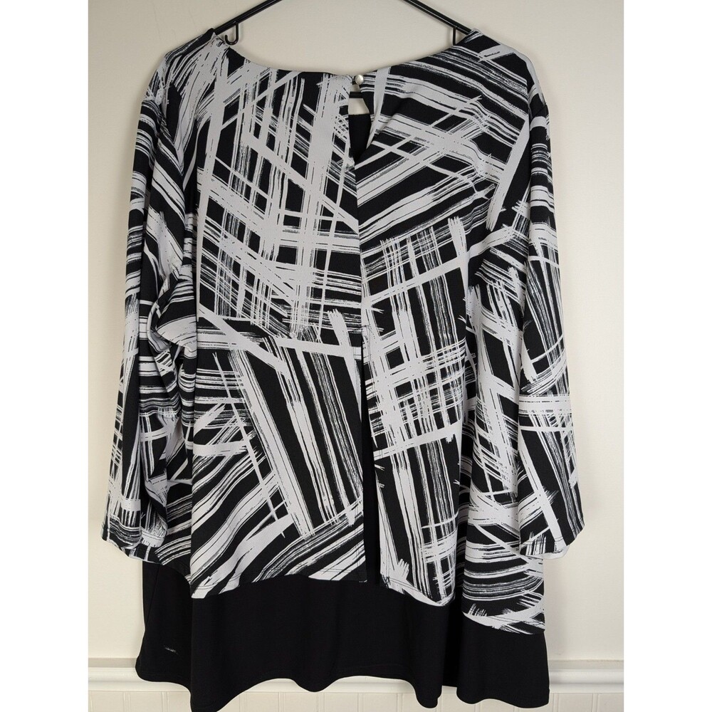 Cocomo Tunic Top Womens 3X Black White Geometric Stretchy Blouse Comfy Office - Picture 5 of 9